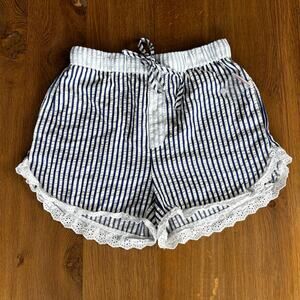 HG Seersucker Striped Boxer Shorts w Eyelet Scallop Detail Size S